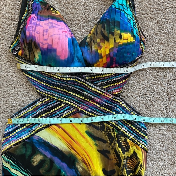 La Femme Maxi Silk Multicolor Backless Sequin Gown Dress Size 6 - Picture 16 of 16